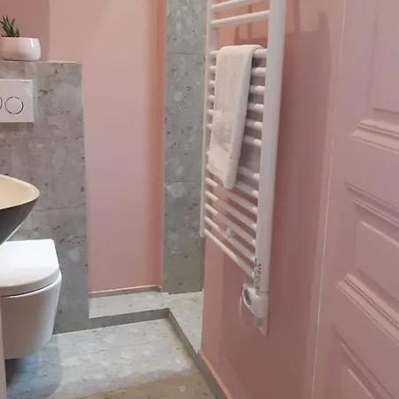 Au Coeur Du Quartier Latin Homestay Paris